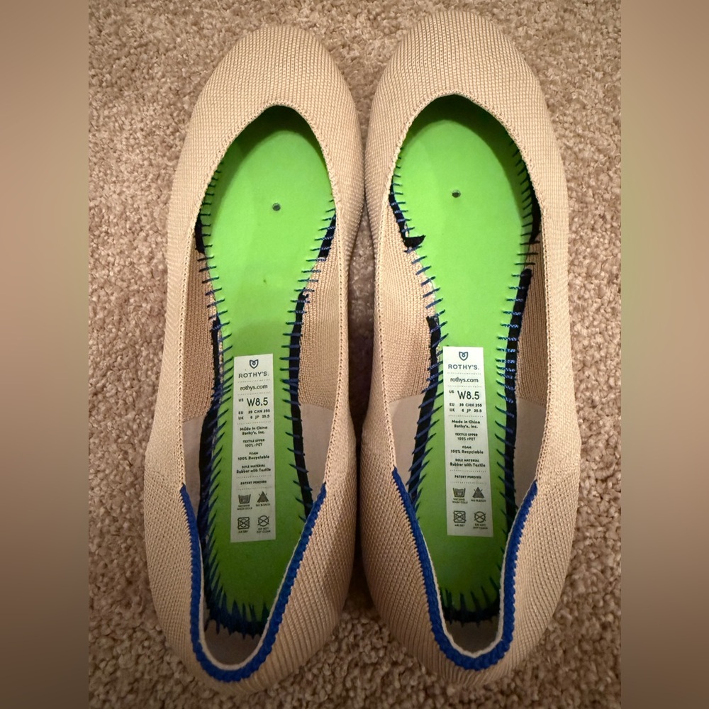 Rothy's Women's Beige Flats sz 8.5 - Picture 3 of 7